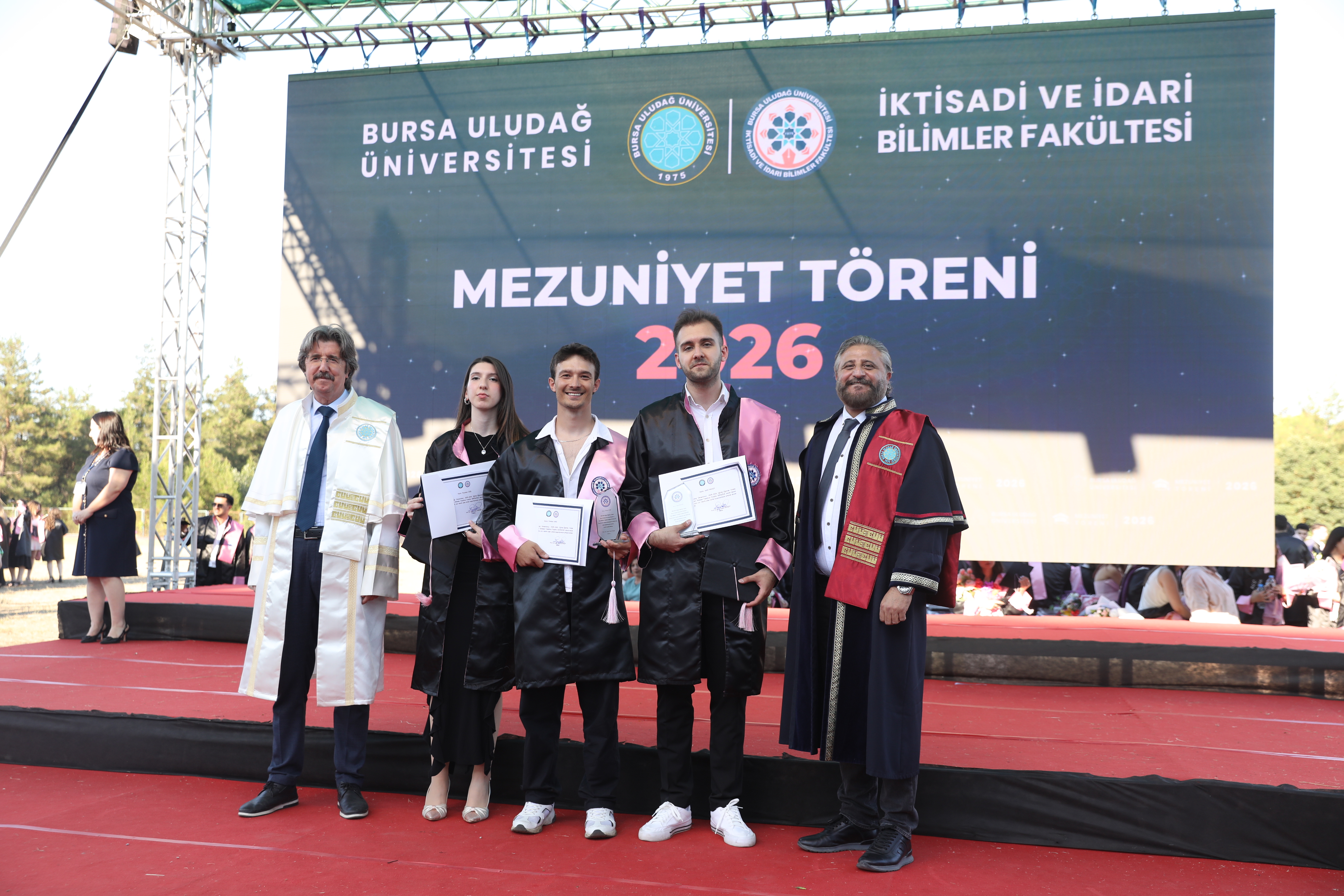 2025-2026 AKADEMİK YILI İ.İ.B.F. MEZUNİYET COŞKUSU 